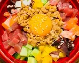 海鮮ばくだん丼（大衆魚酒場 魚の舞）