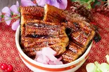 【上】香ばし鰻丼(鰻4切れ) [Top] Eel bowl (4 slices of eel)（鰻丼・鰻重 三代目浅井）