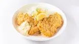白身魚のフライ弁当レモンタルタルソース添え（キッチンのとや）