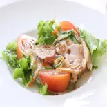 チキンサラダ（パキスタン＆インドレストランビスミラー Pakistani ＆ Indian Restaurant Bismillah）