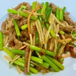 二ン二クの芽と牛肉炒め（チャイナ厨房）