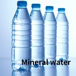 ミネラルウォーター Mineral Water（アジアン de Eat）