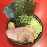 全部のせラーメン(並)(横浜家系ラーメン 野中家 三代目)