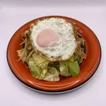 スタミナ焼きそば 目玉焼き乗せ（野呂松飯店）