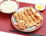 餃子(12個入り) Gyoza Dumplings (12 Pieces)(中華食堂 一番館 新大久保店)