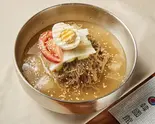 水冷麺 Cold Buckwheat Noodles(韓国館)