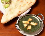 ほうれん草とチーズカレー Spinach and cheese curry（ミニインド・レストラン 代々木店）