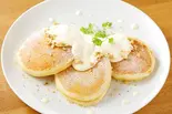 ココナッツカスタードのパンケーキ(スープ付) Coconut Custard Pancake (Comes with Soup)（gram 大須店）