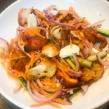 アムールスペシャルスパイシーサラダ 大 AMUL Special spicy salad L(インドネパールレストランアムル)