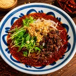 本場四川痺れる麻辣麺(【餃子×四川料理専門店】餃子麻辣酒場 新橋駅前店)