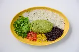 ヴィーガングリーンボウル Vegan Green Bowl（フリホーレスブリトー＆サラダ 麻布十番）