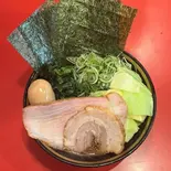 全部のせラーメン(中)(横浜家系ラーメン 野中家 三代目)