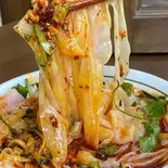 拌凉皮/涼面の和え物(丁記美食城)