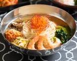 豪華海鮮冷麺（韓国冷麺 パラム 自由が丘1丁目）