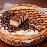 ティラミスオレオチョコレートホイップ（ピザ＆ワッフル バスターズ (PIZZA＆WAFFLE BUSTERS)）