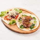 選べるタコスセット(2pieces)（Deli ＆ Restaurant Bar Maachin）