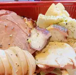 燻製5種盛り合わせAssortment of 5 Kinds of Smoked Food（魚と燻製の店 さんばんや）