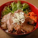 牛タン塩焼肉丼(韓国料理 清美)