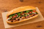 豚焼肉のバインミー（ベトナム料理 Chi-Chan 上野店）