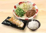 台湾豚骨ラーメン熟成焼餃子(4個)セット（熟成豚骨ラーメン一番軒 今池店）