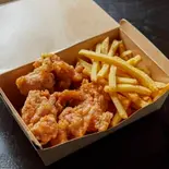 にんにくももザンギバスケット（なるとキッチン茅場町店）