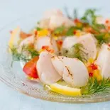 北海道産 ホタテのカルパッチョ（SALON AKARI）