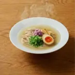 【琥珀監修】<167kcal> (大盛) 琥珀特製しじみ香る金色塩ラーメン Kohaku Golden Shijimi Salt Ramen（【罪悪感ゼロヌードル！】LOCALO Noodle(ロカロヌードル)南千住店）