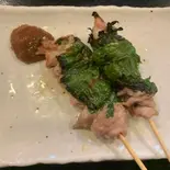 せせり【しそ巻】2本(大阪やきとり亭 北巽店)