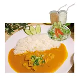 スパイシーチキンカレー（アジアン料理 タンドールバー）