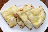 GARLIC NANガーリックナン(ボンベイ・インディアン・ダイニング&バー 五日市店)