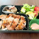 赤豚のトンテキ（喜仙はなれ）