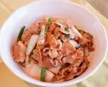 豚焼肉丼（韓国料理 自起屋）