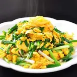 ニラと玉子炒め(みかね中華食堂)
