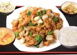 鶏肉とカシューナッツの炒め（美味しい屋 甘味処 The sweet）