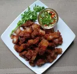 アゲ豚バラ/ဝက်သုံးထပ်သားကြော်（SHWE KA TAW ASIAN RESTAURANT）