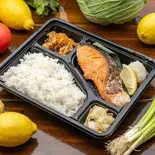 焼鮭弁当（土鍋炊きご飯おこめとおかず 銀座本店）