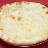 ハニーチーズナン Honey Cheesa Nan（INDIAN NEPALI RESTAURANT＆BAR TUKI）