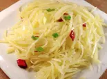 ジャガイモの細切り中華炒め(炒土豆絲)（功夫 蘭州ラーメン 中華料理）