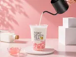 【北海道牛乳+ピーチロゼ】ピーチミルク（TOKI SEVEN TEA＆台湾鶏排ジーパイ、自家製からあげ 新小岩店）