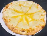 ハニーチーズナン Honey chese nan（クイーン・ガーデン）
