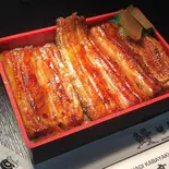 鰻 弁当(特選) 1尾+半身（鰻 登亭 新宿店）