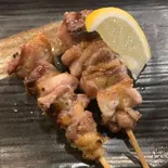 親鳥【塩ガーリック】2本(大阪やきとり亭 北巽店)