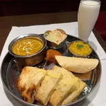 C SET : CHEESE NAAN, CURRY, SALAD, LASSI AND TIKKA（MINI NEPAL DINING and Bar）