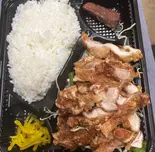 油琳鷄.弁当（鴻運食房）