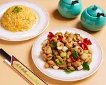 チャーハンと鶏肉カシューナッツプレート(炒饭和腰果鸡丁套餐)（萬来仙閣）
