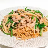 青椒肉絲あんかけ焼きそば(中国料理 柚子)