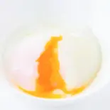 温泉とろとろ卵 hot spring egg(東京冷麺Lab.都立大学駅前店)