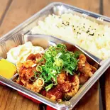 【おすすめ】甘酢からあげ弁当(4個)（自家製唐揚げと自慢のたこ焼き 弁当 蛸ぎゃんぐ）