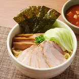 濃厚極太つけ麺【辛みそ・チャーシュー】(並)≪2928≫(濃厚魚介豚骨つけ麺 諸星 三宮南店)