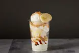 キャラメルバナナミルクアイスパフェ(300ml)Caramel Banana Milk Ice Parfait（パフェBar「YORUYORU」 南6条西）